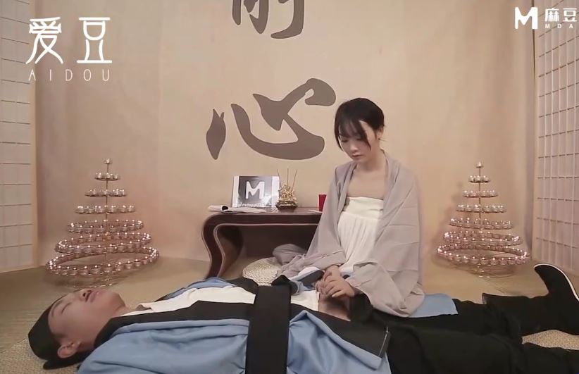 伟大的英雄，短鸡鸡和美丽的女士